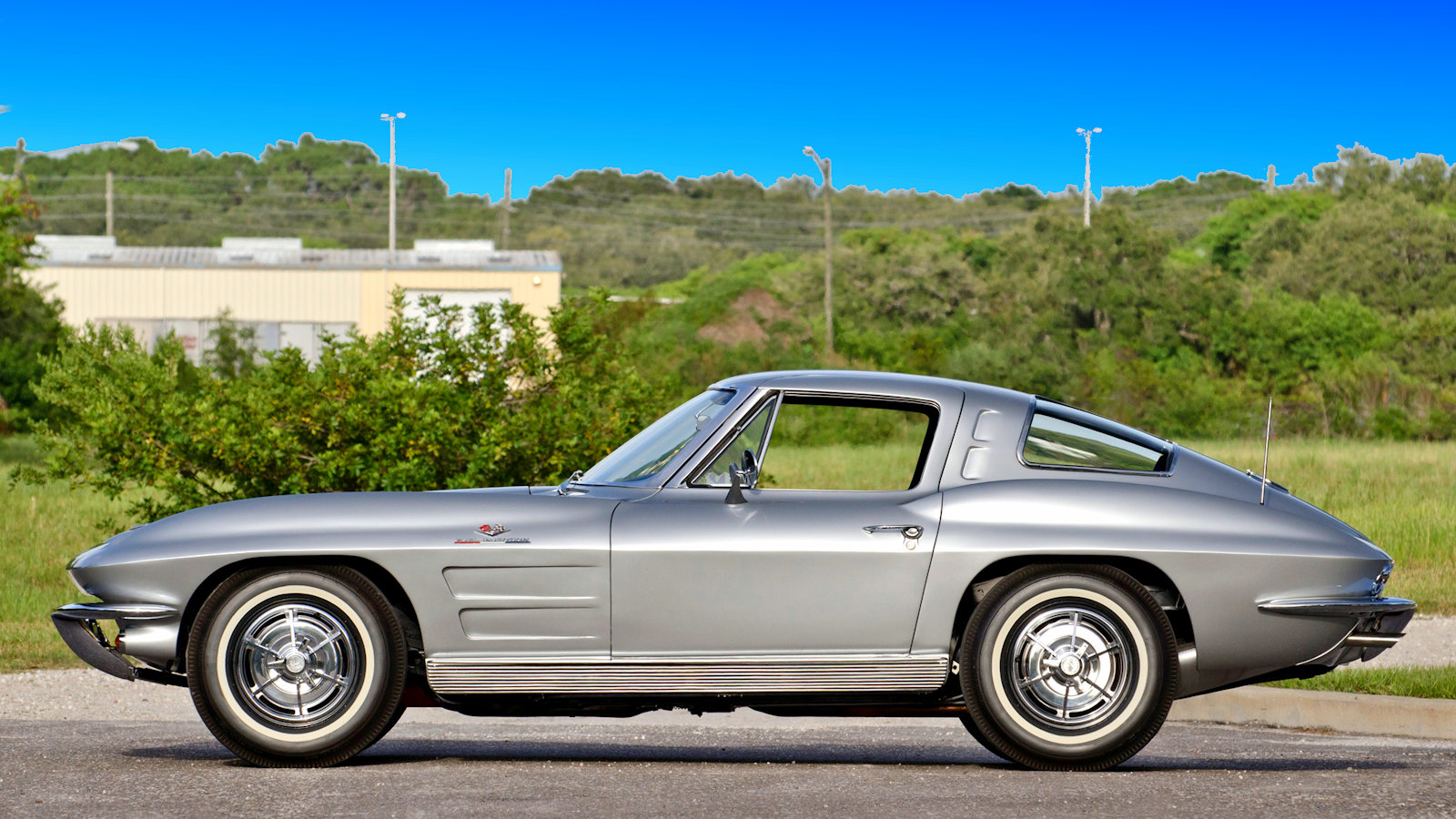 Corvette Generations/C2/C2 1963 Silver.jpg